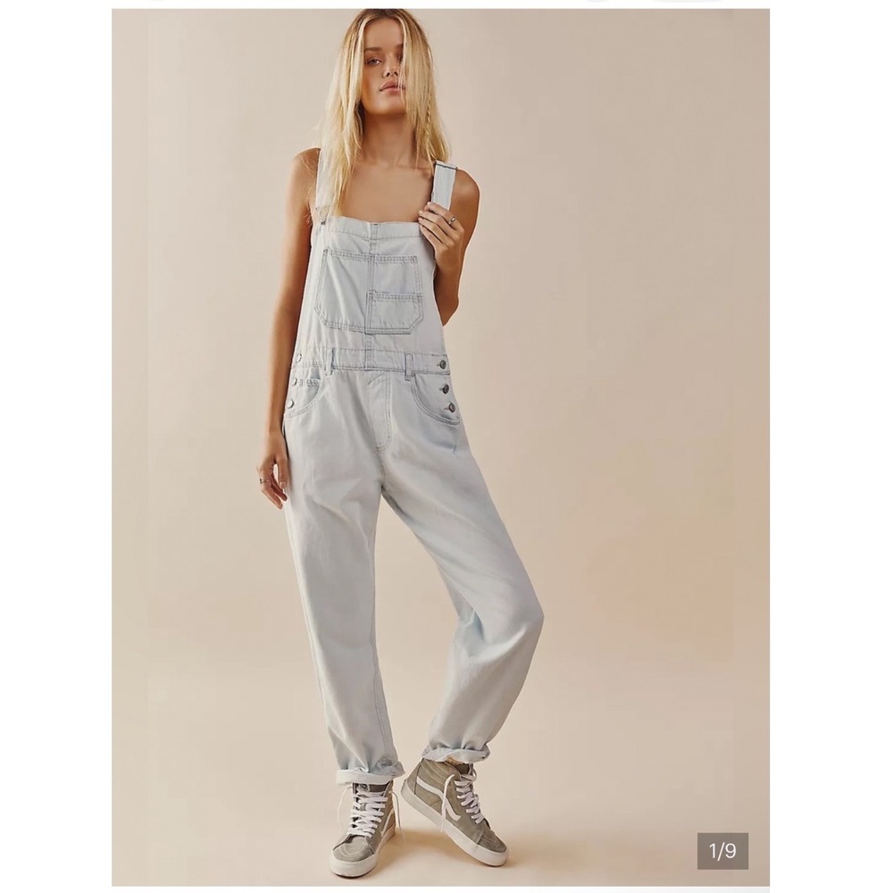We The Free Overalls Women S Light Blue Denim Straight Leg Relaxed Utility